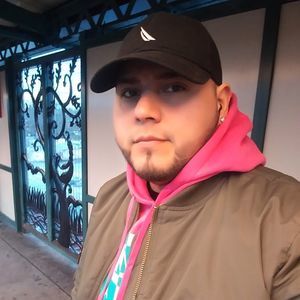 Meet your Posher, Gregory